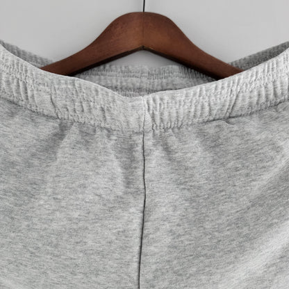 Shorts Moletom Nike - Cinza 
