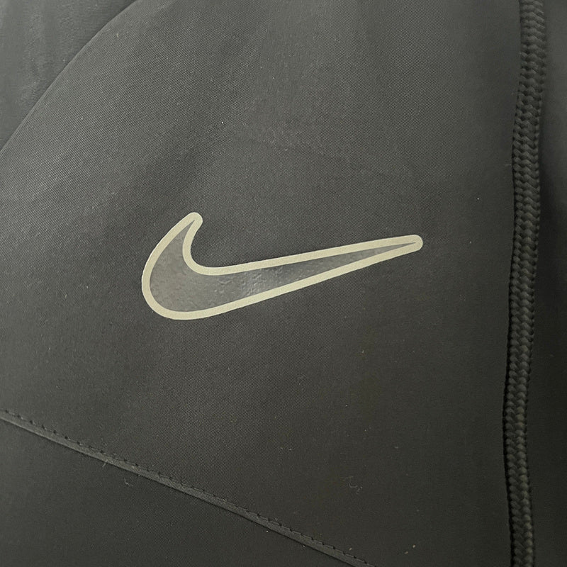 Windbreaker 24/25 - Preto 